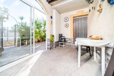 Villa a La Marina, Alicante, La Marina - € 175.000 | Ref: W6057 - foto 11